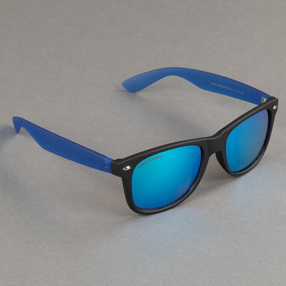 https://www.eyewearstore.se/pub_images/original/517-500030-solglasogon-urban-classics-sunglasses-likoma-eyewearstore.jpg
