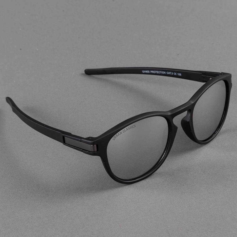 https://www.eyewearstore.se/pub_images/original/517-500054-solglasogon-sunglasses-urban-classic-106-oakley-latch-eyewearstore.jpg