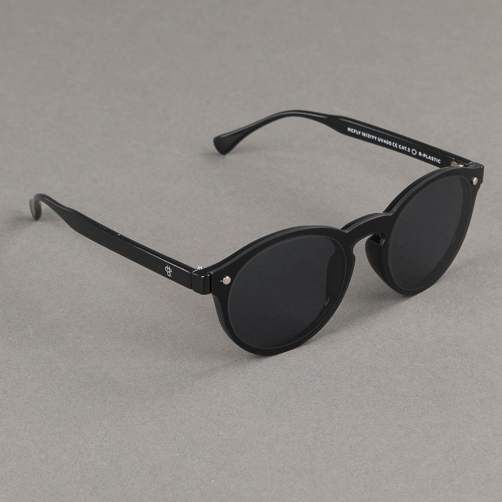 https://www.eyewearstore.se/pub_images/original/519-500015-solglasogon-sunglasses-CHPO-McFly-16131YY-eyewearstore.jpg