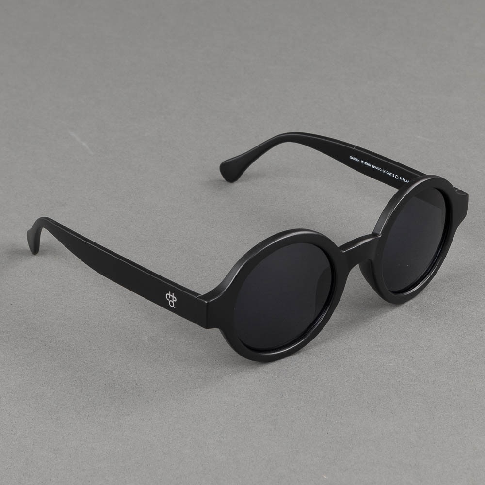 https://www.eyewearstore.se/pub_images/original/519-500030-solglasogon-sunglasses-CHPO-sarah-16131NN-eyewearstore.jpg