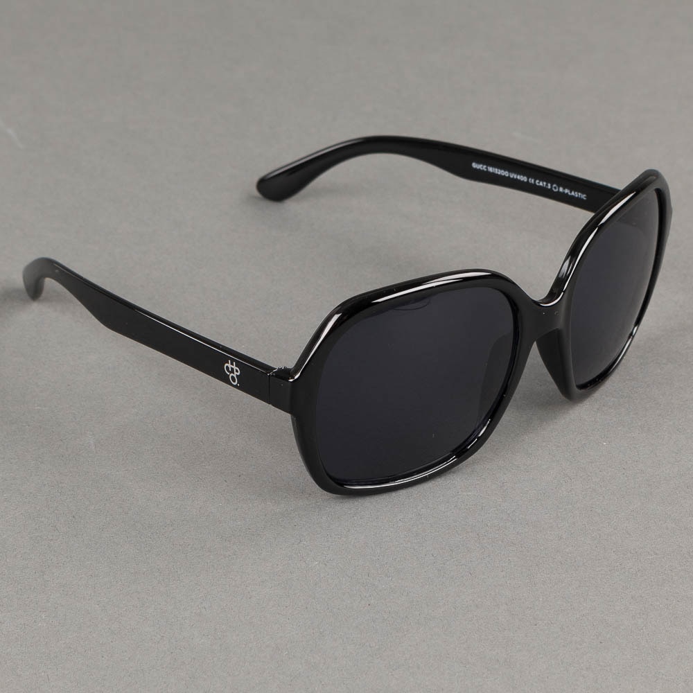 https://www.eyewearstore.se/pub_images/original/519-500045-solglasogon-sunglasses-CHPO-gucc-16132OO-eyewearstore.jpg