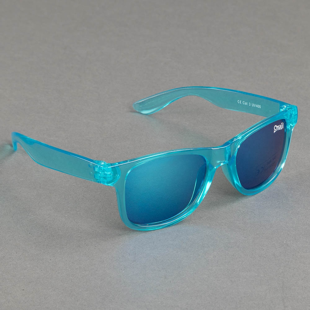 https://www.eyewearstore.se/pub_images/original/522-500020-Solglasogon-Smaijl-Junior-Turquoise-eyewearstore.jpg