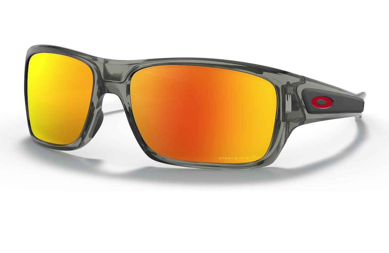 https://www.eyewearstore.se/pub_images/original/672-9263-5763-oakley.JPG