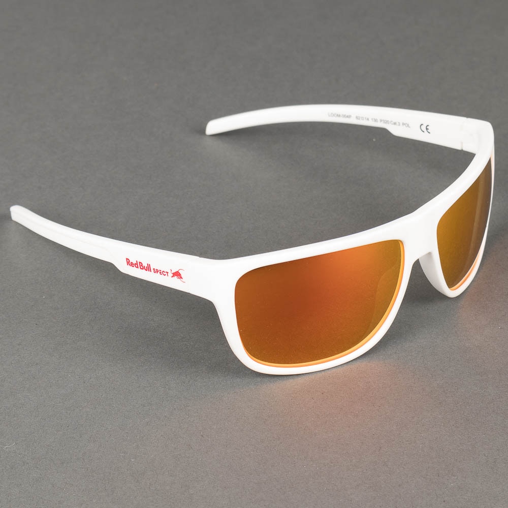 https://www.eyewearstore.se/pub_images/original/674-2110061-solglasogon-red-bull-Spect-loom-004P-sunglasses-skoterdelen.jpg