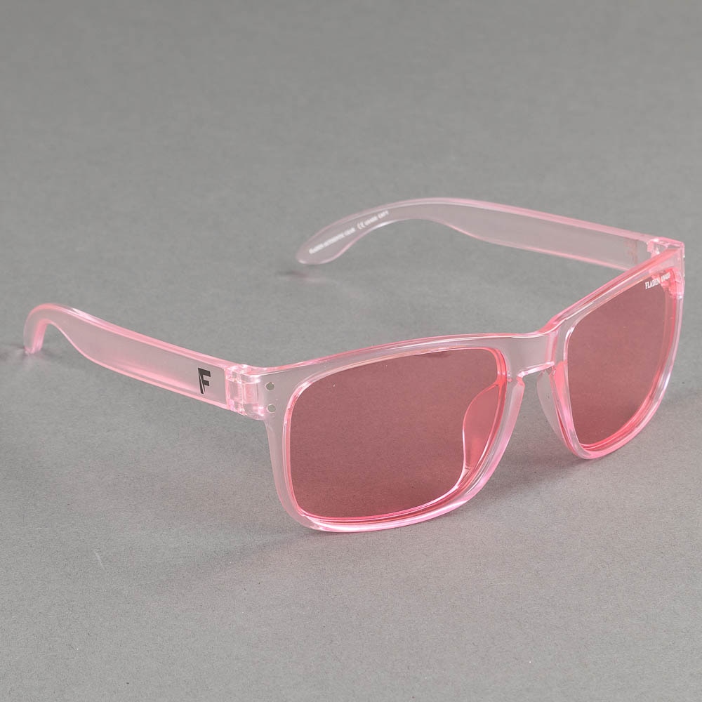 https://www.eyewearstore.se/pub_images/original/79-500009-solglasogon-fladen-sunglasses-pink-rosa-eyewearstore.jpg